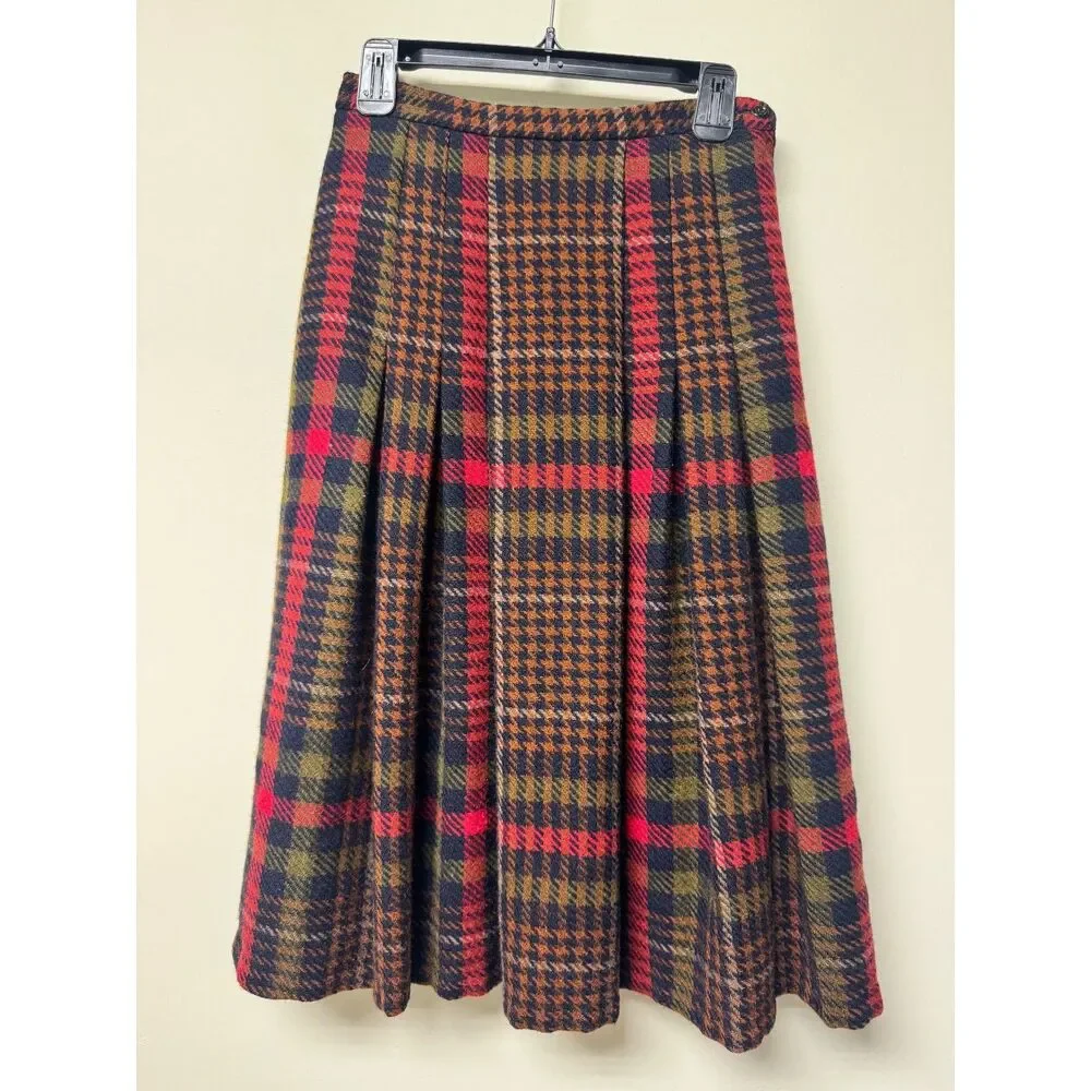 VINTAGE - GOR-RAY 100% Pure New Wool Herringbone Plaid Midi Skirt, Pleated